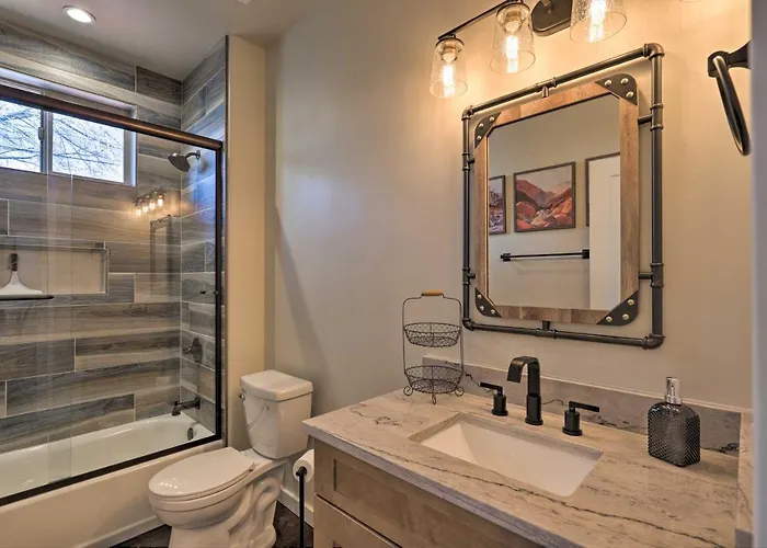 Modern Retreat: 3 Blocks To Dtwn + Rte 66 Williams