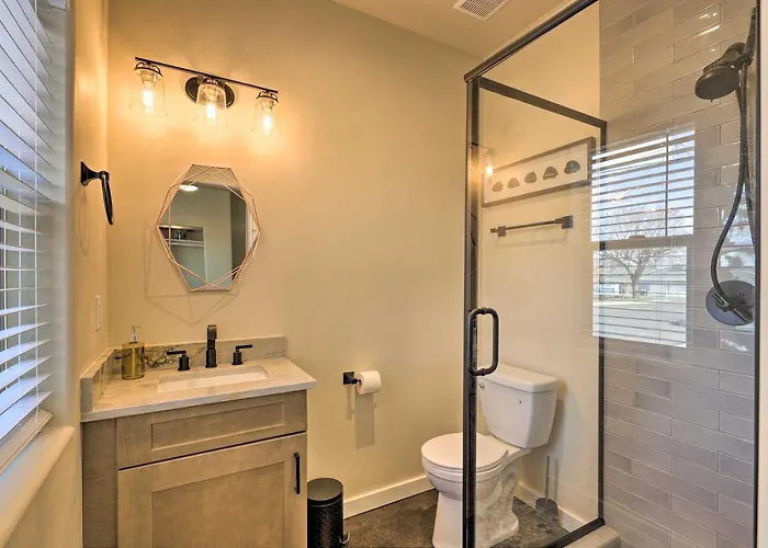Ferienhaus Modern Retreat: 3 Blocks To Dtwn + Rte 66 *