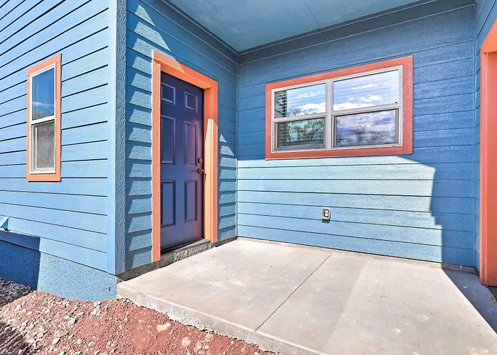 Ferienhaus Modern Retreat: 3 Blocks To Dtwn + Rte 66 Williams