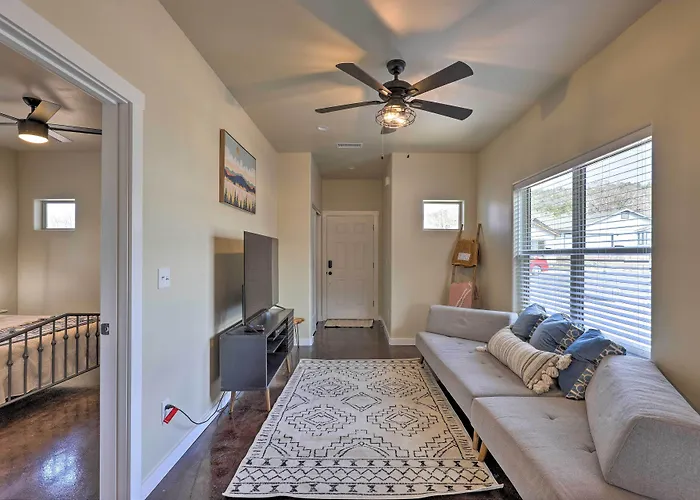 Modern Retreat: 3 Blocks To Dtwn + Rte 66 * Williams